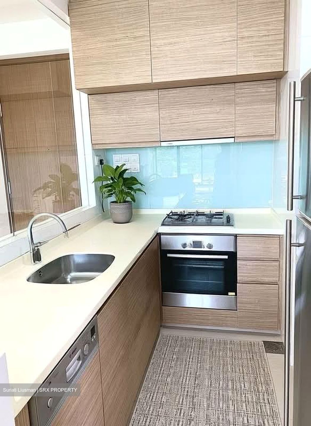 The Centrio (D12), Apartment #573208511